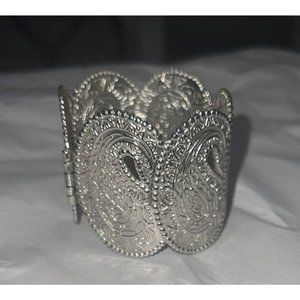 Vintage Silver Tone Art Deco Embossed Cuff Bracelet​​​